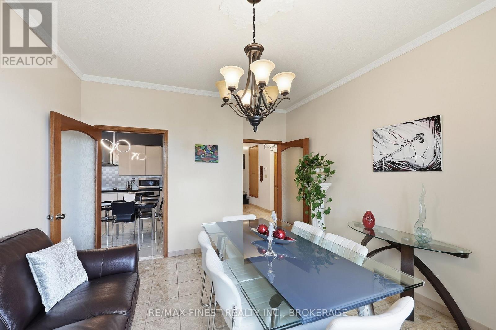 895 NOTTINGHILL AVENUE - 13