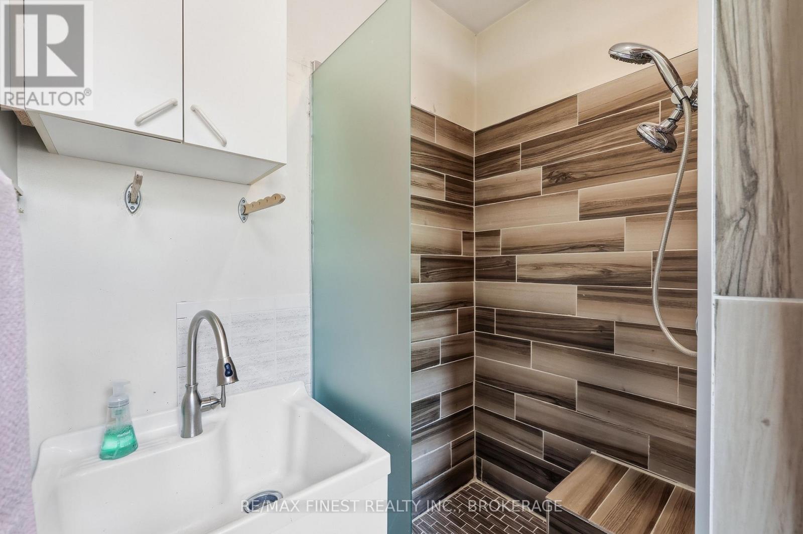 895 NOTTINGHILL AVENUE - 20