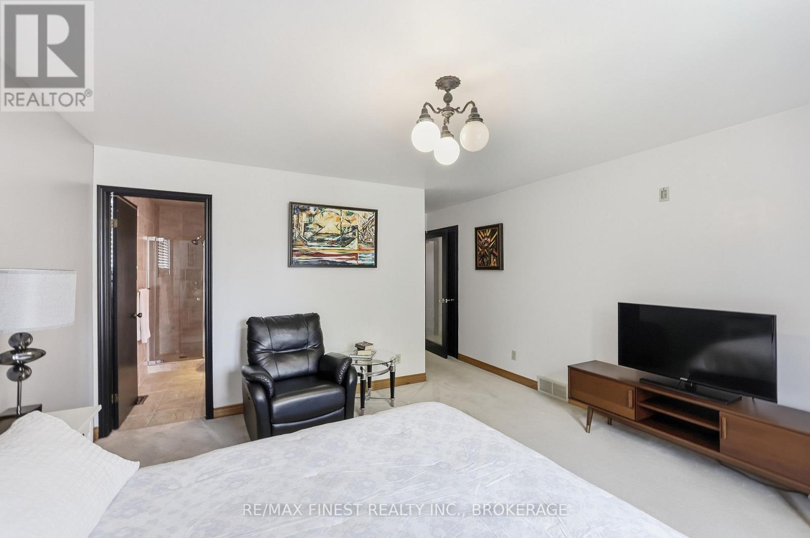 895 NOTTINGHILL AVENUE - 24