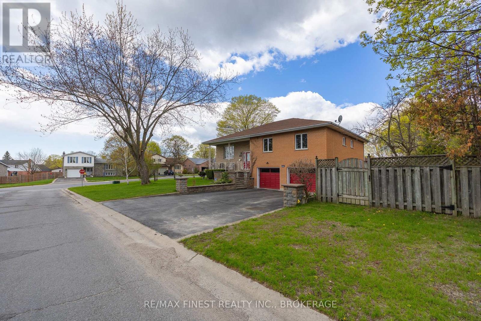 895 NOTTINGHILL AVENUE - Image 3