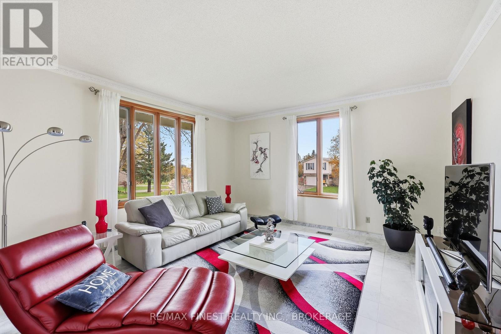 895 NOTTINGHILL AVENUE - 9