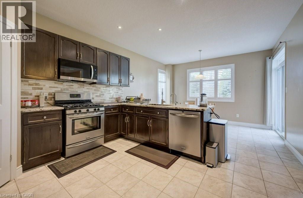 331 WESTPARK Crescent Unit# UPPER, Waterloo, Ontario, N2T3A2 — Photo 30
