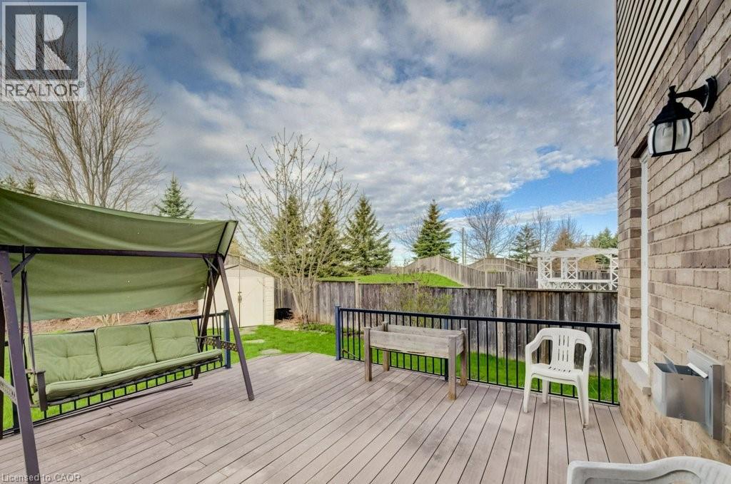 331 WESTPARK Crescent Unit# UPPER, Waterloo, Ontario, N2T3A2 — Photo 6