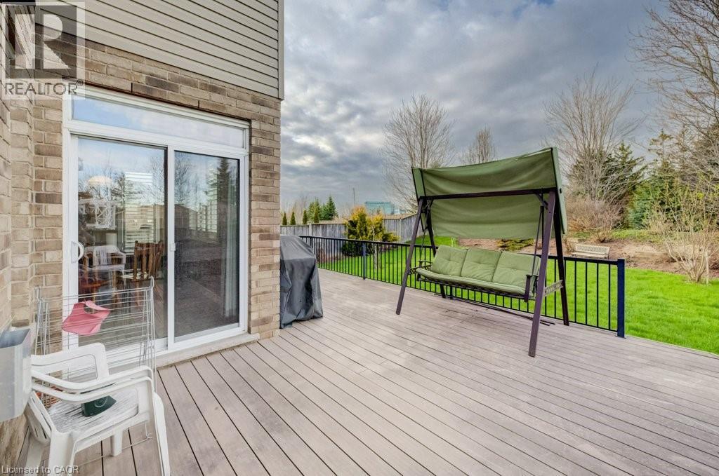 331 WESTPARK Crescent Unit# UPPER, Waterloo, Ontario, N2T3A2 — Photo 25