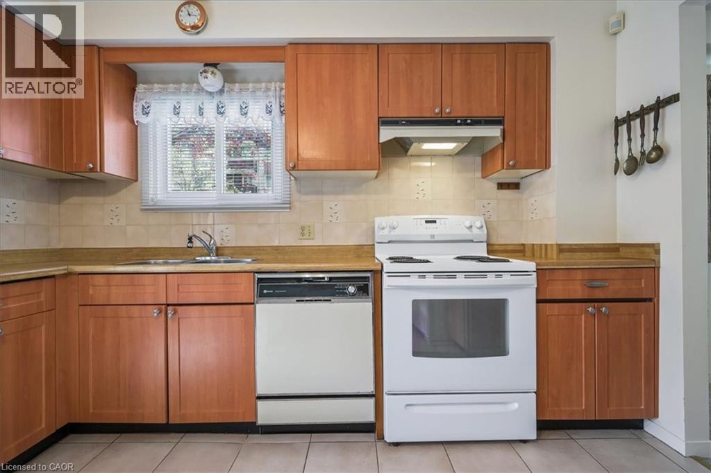 2330 MARINE Drive, Oakville, Ontario, L6L1C3 — Photo 39
