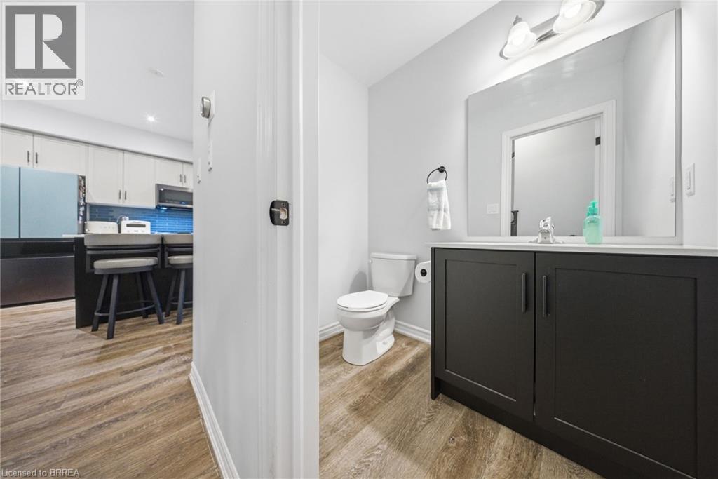 30 BENSLEY Lane, Hamilton, Ontario, L9C0E7 — Photo 4