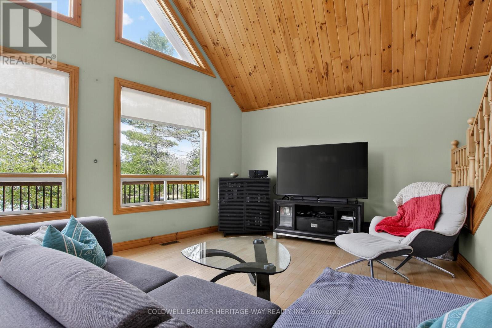 1220 THOMAS LANE - 15