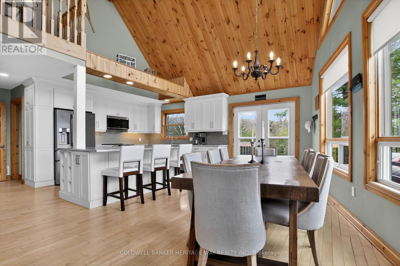 1220 THOMAS LANE - 3