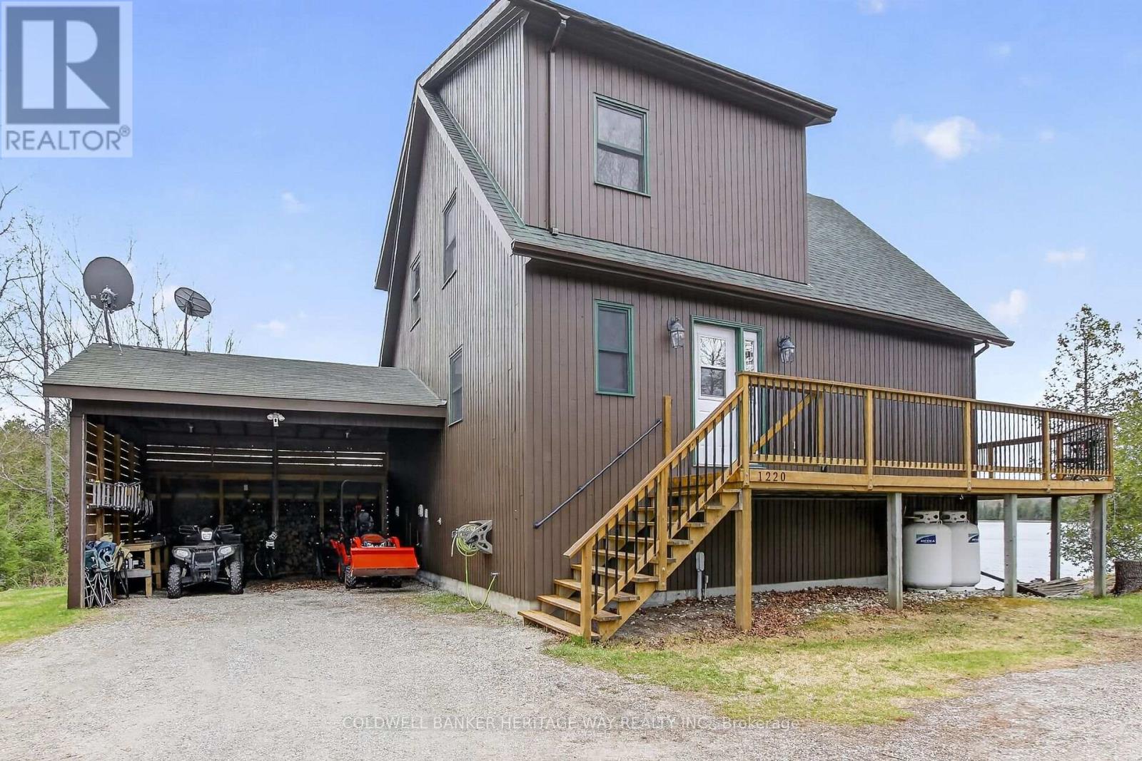 1220 THOMAS LANE - 46