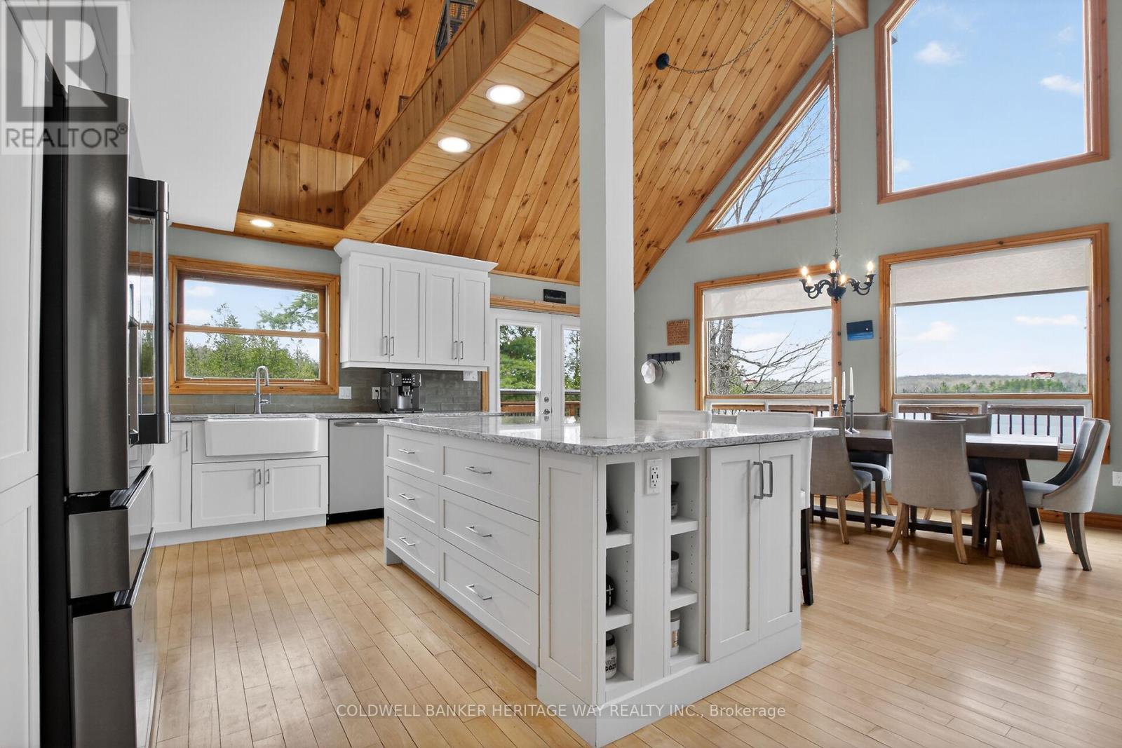 1220 THOMAS LANE - 9