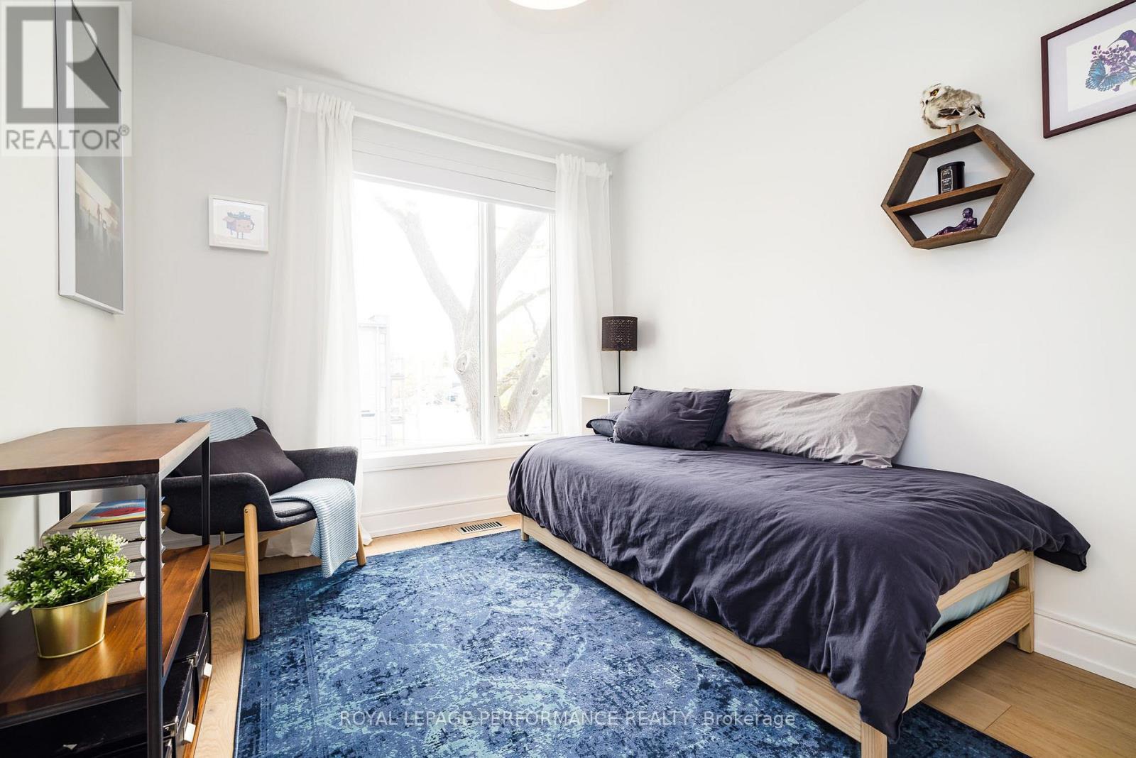 330 KENWOOD AVENUE - 39