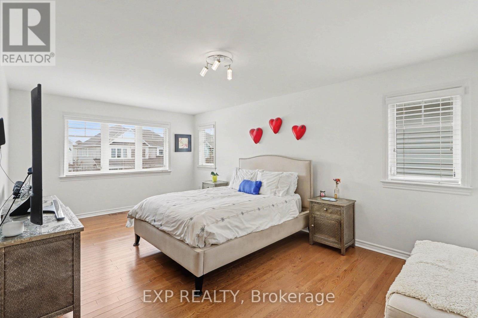 104 BRAMBLING WAY - 20