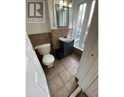 493a Danforth Avenue, Toronto, ON M4K1P5 Photo 12
