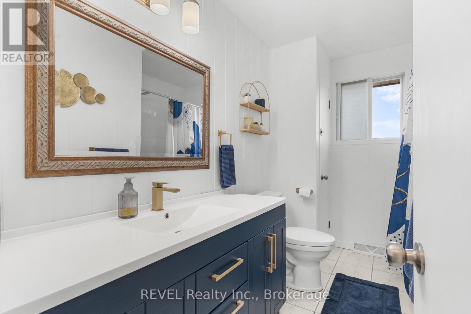 733 CLARE AVENUE - 12