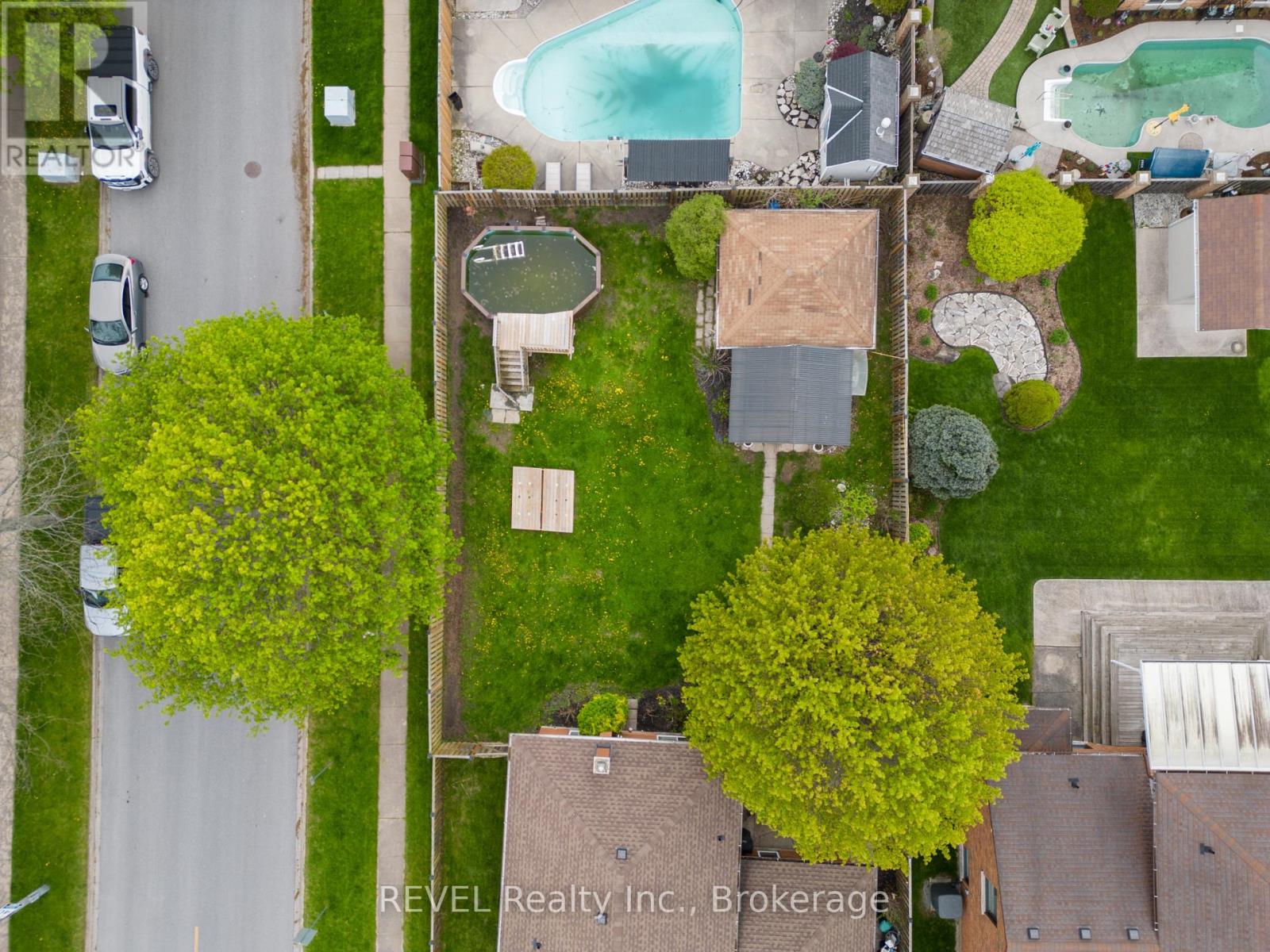 733 CLARE AVENUE - 28