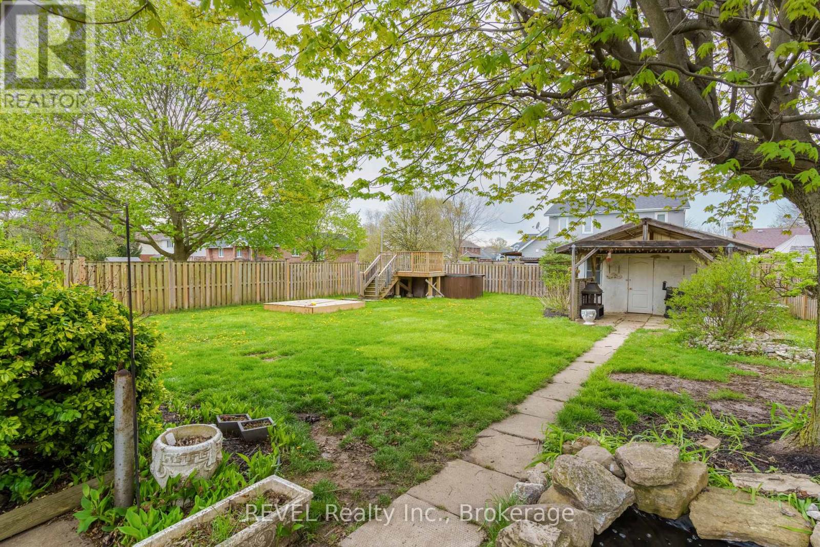 733 CLARE AVENUE - 29