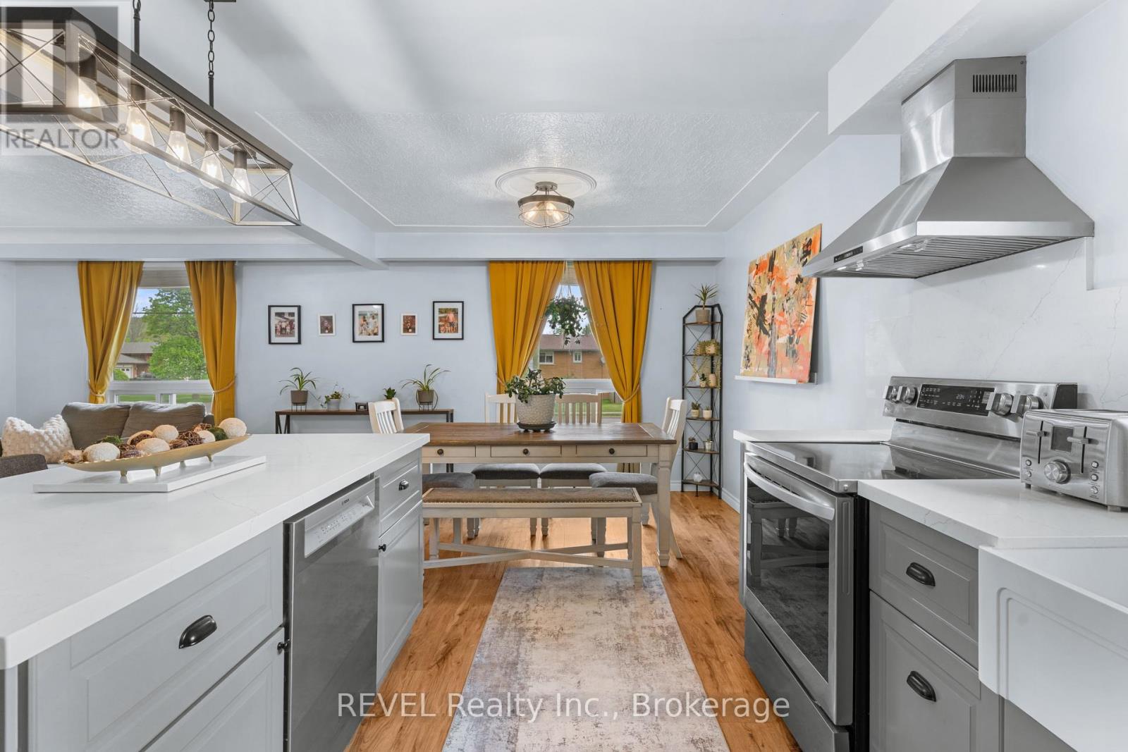 733 CLARE AVENUE - 8