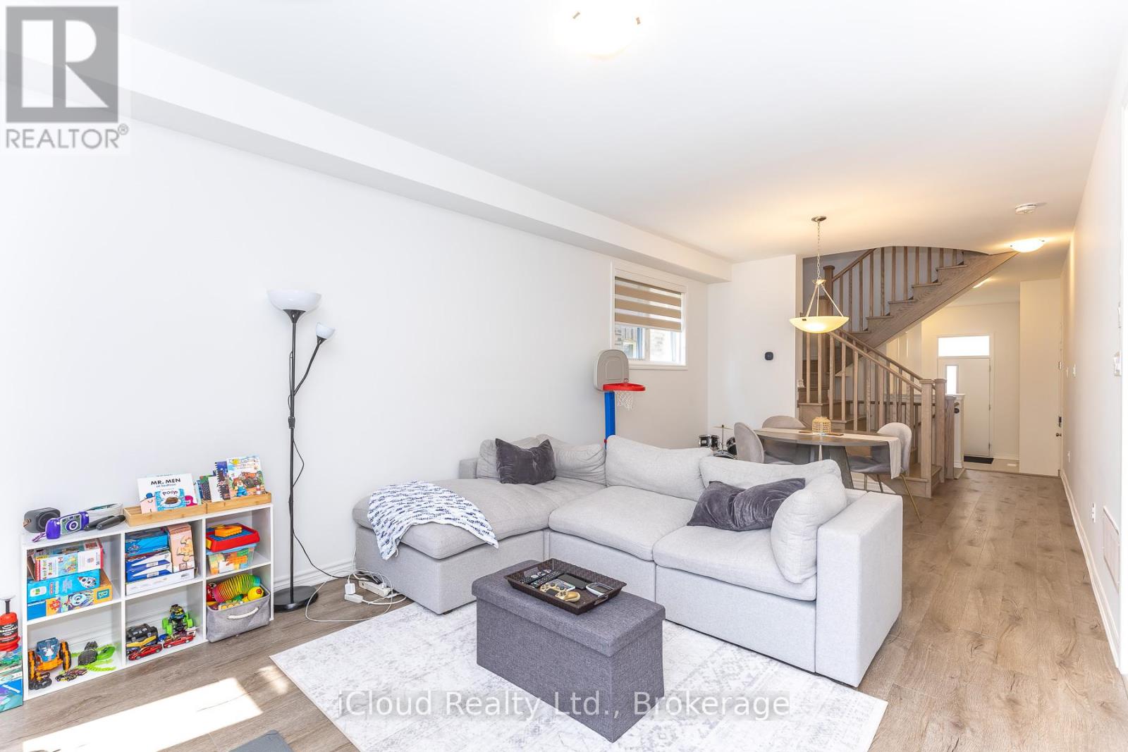 302 CALLA POINT - 11