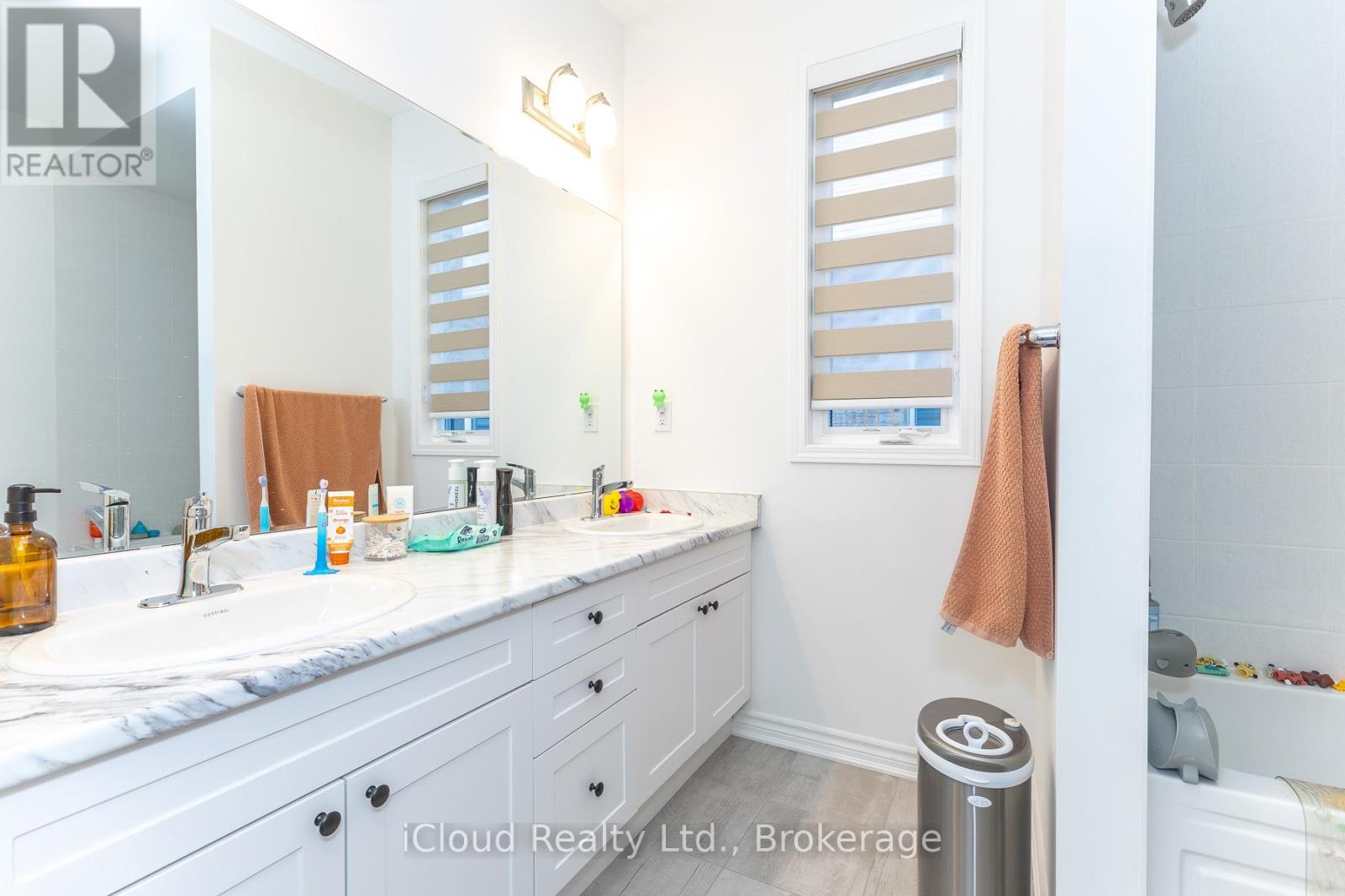 302 CALLA POINT - 21