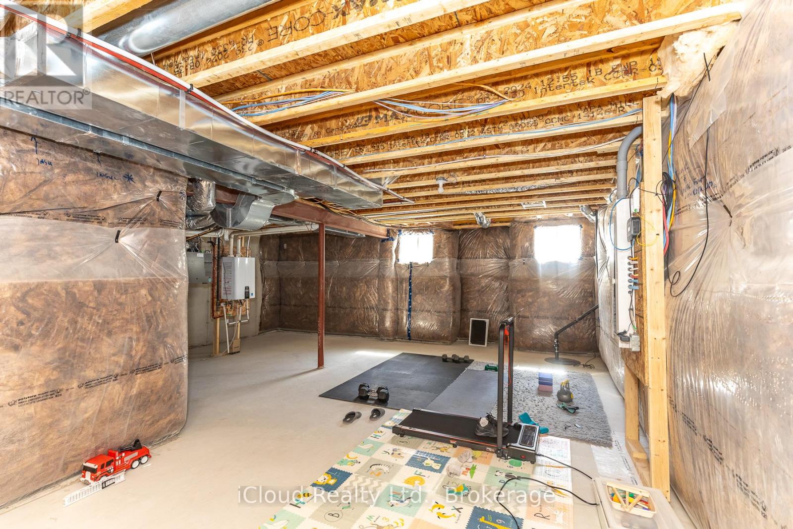 302 CALLA POINT - 28