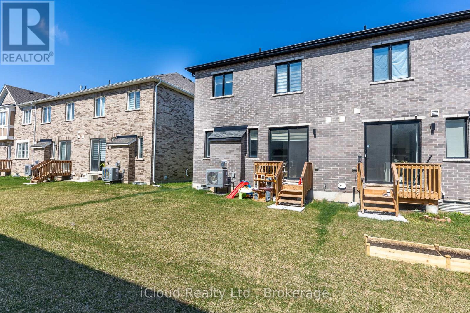 302 CALLA POINT - 32