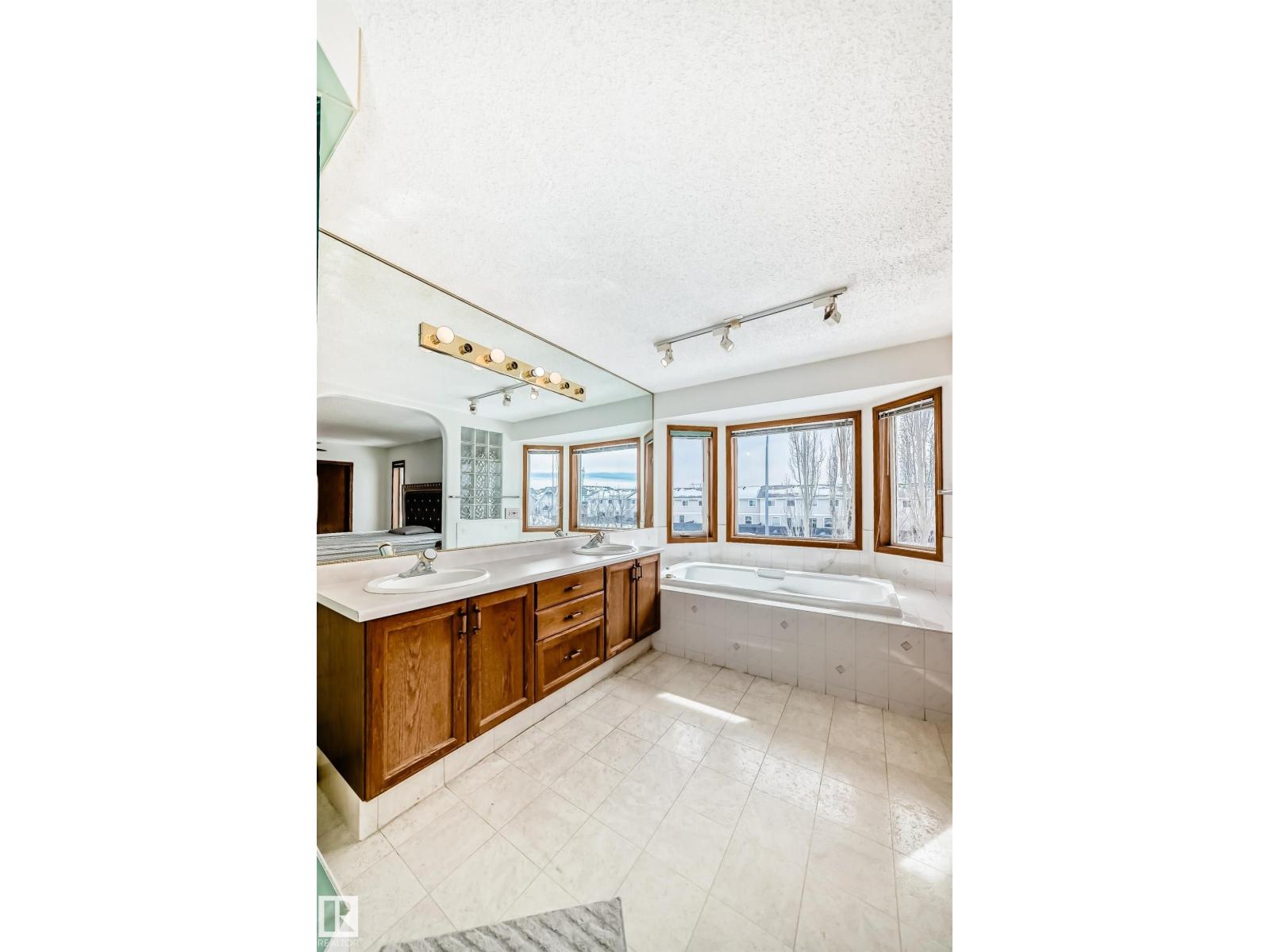 15404 132 ST NW - 46