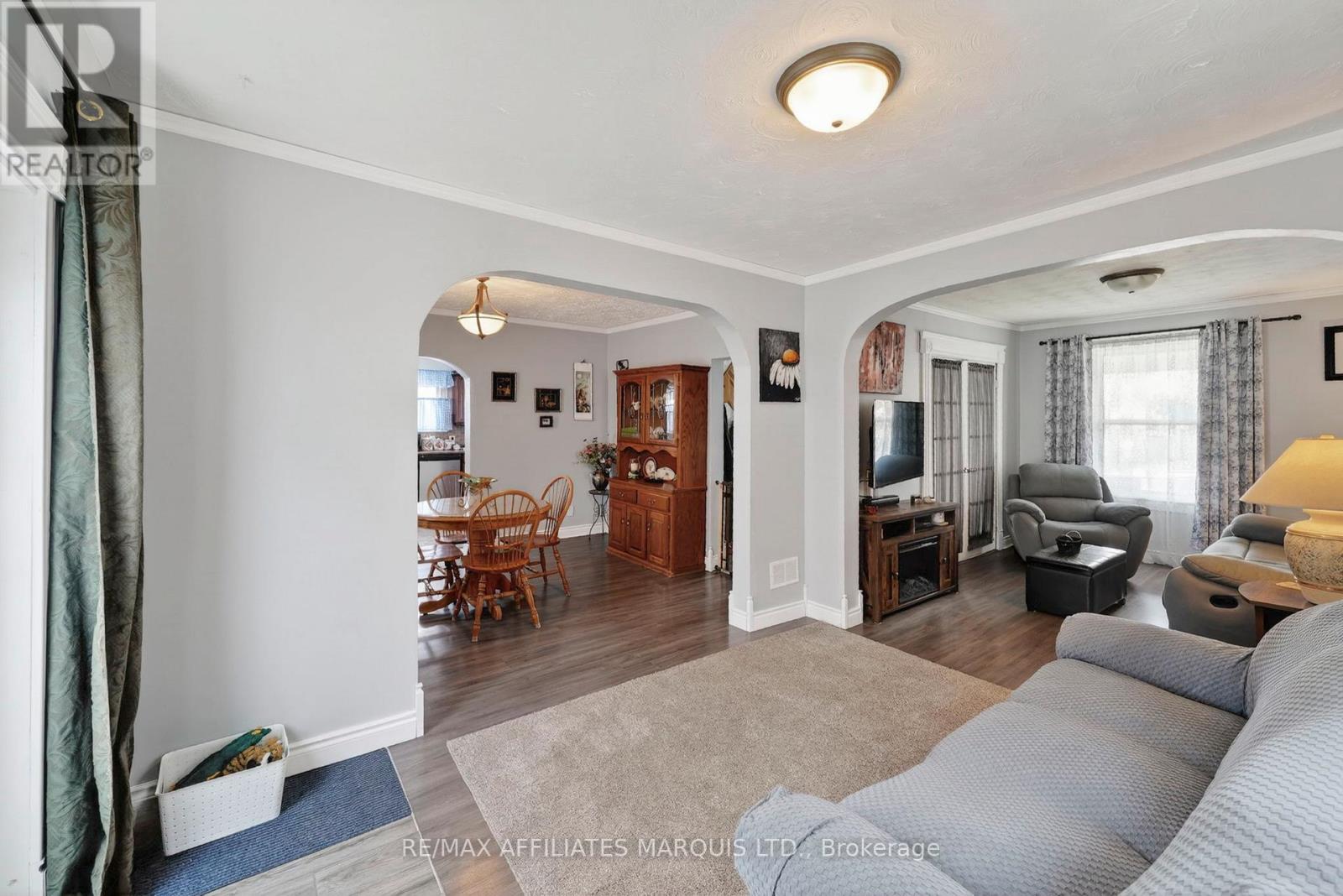 335 FIFTH STREET E - 13
