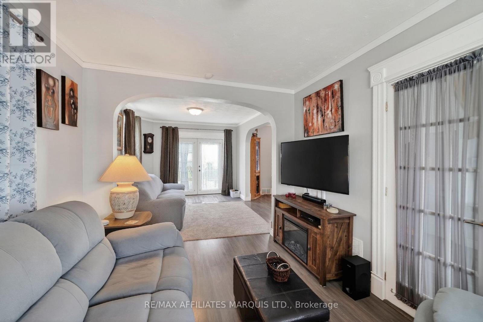 335 FIFTH STREET E - 14