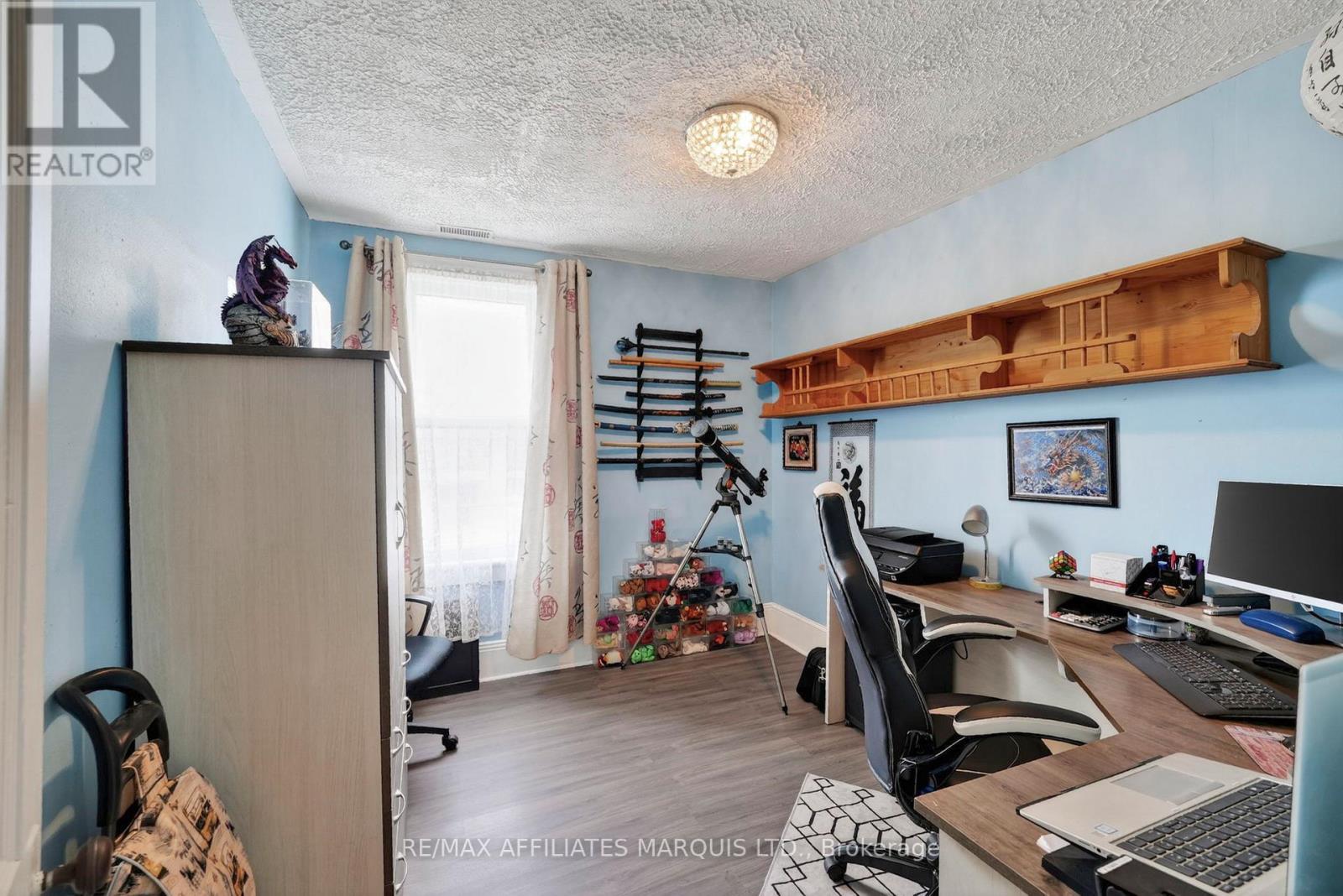335 FIFTH STREET E - 21