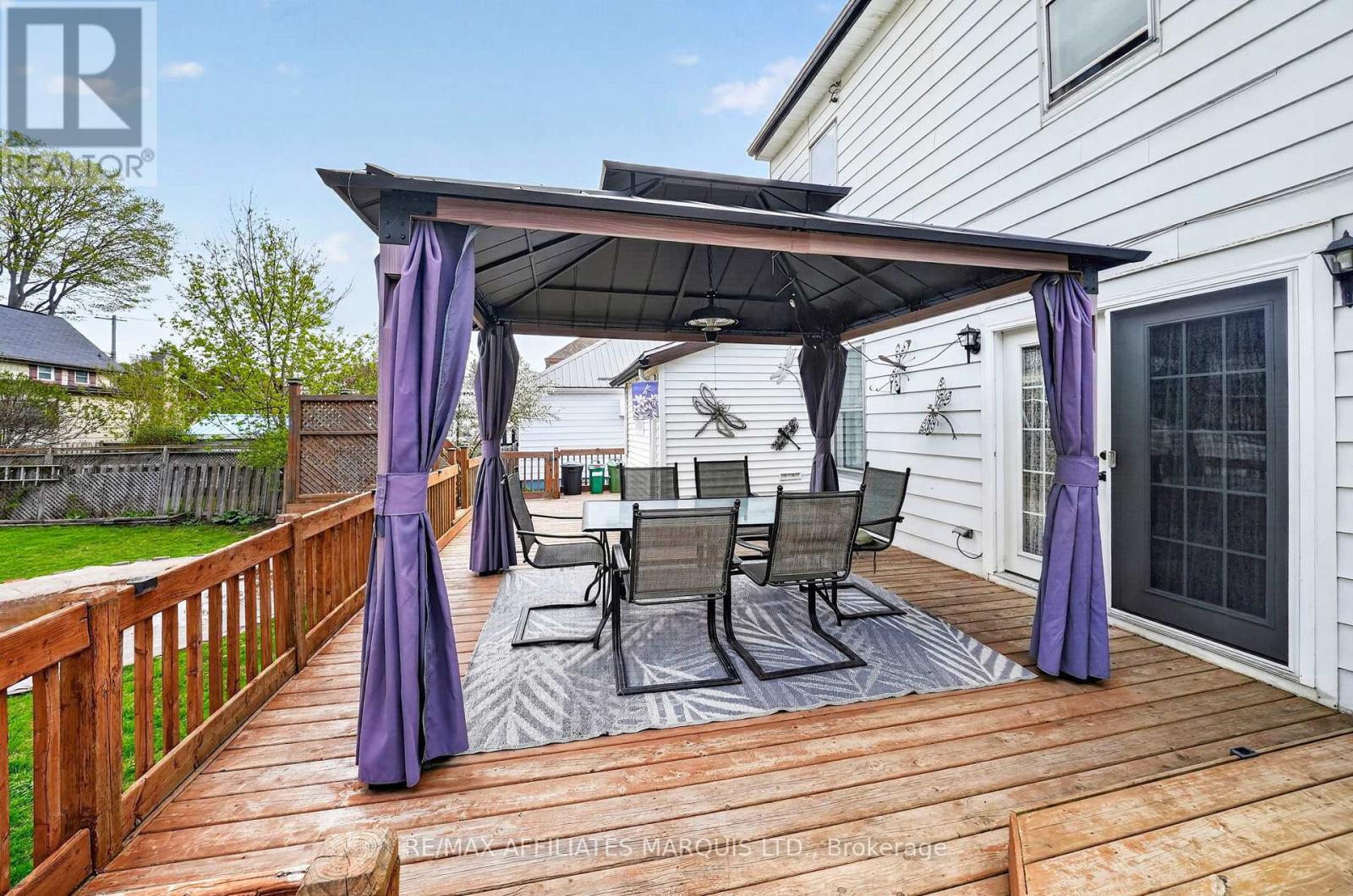 335 FIFTH STREET E - 33