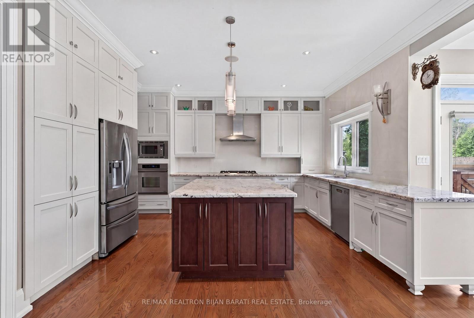 20 WINDHAM DRIVE - 19