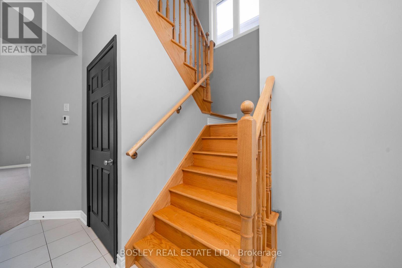 24 SCHWALM CRESCENT - 18