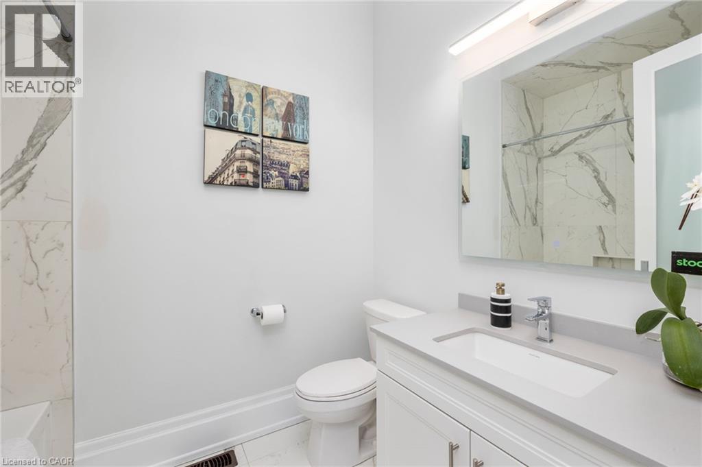 3124 DANIEL Way, Oakville, Ontario, L6H0V1 — Photo 8