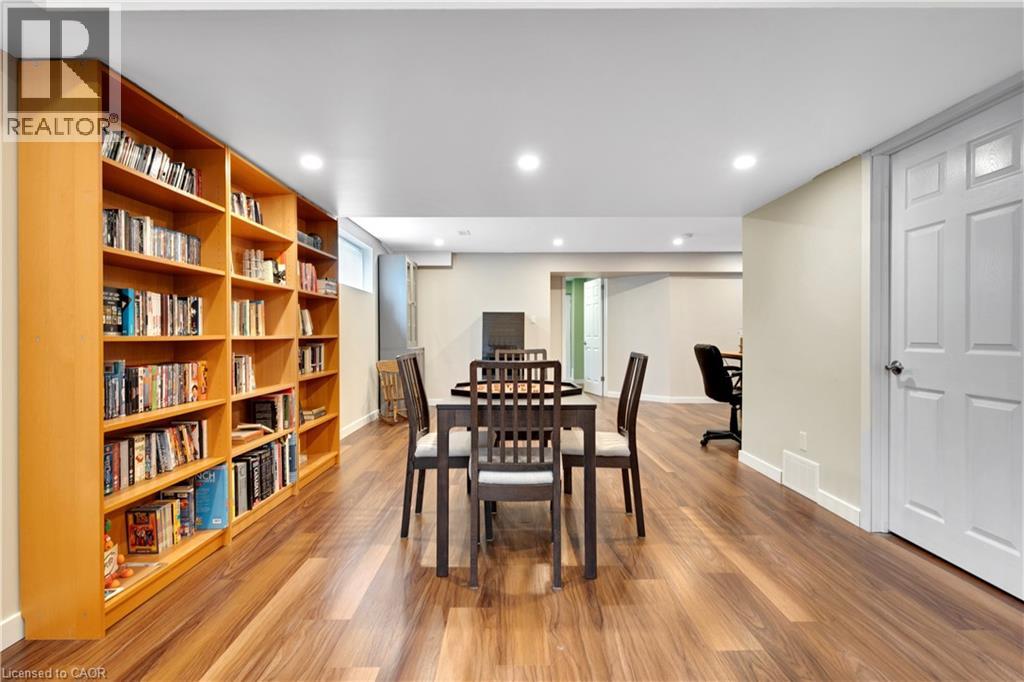 514 BIRCHLEAF Walk, Waterloo, Ontario, N2T2W5 — Photo 14