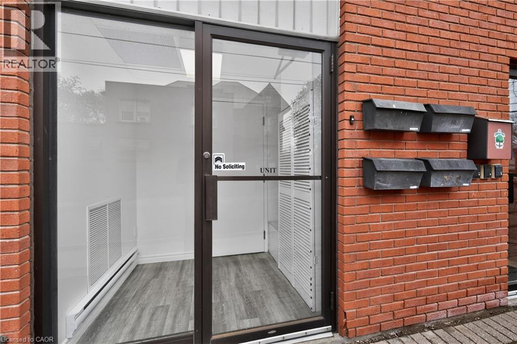 14 ONTARIO Street Unit# 1, Grimsby, Ontario, L3M3G9 — Photo 5