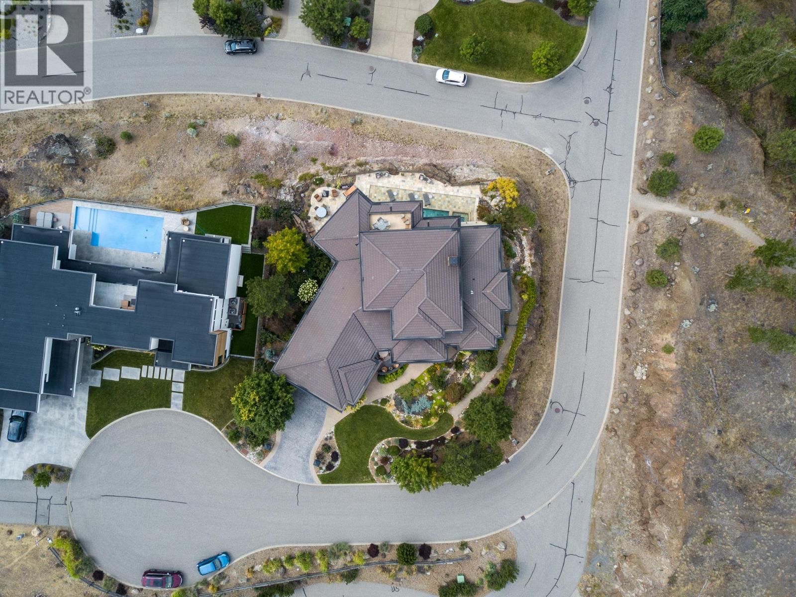 706 Highpointe Court, Kelowna