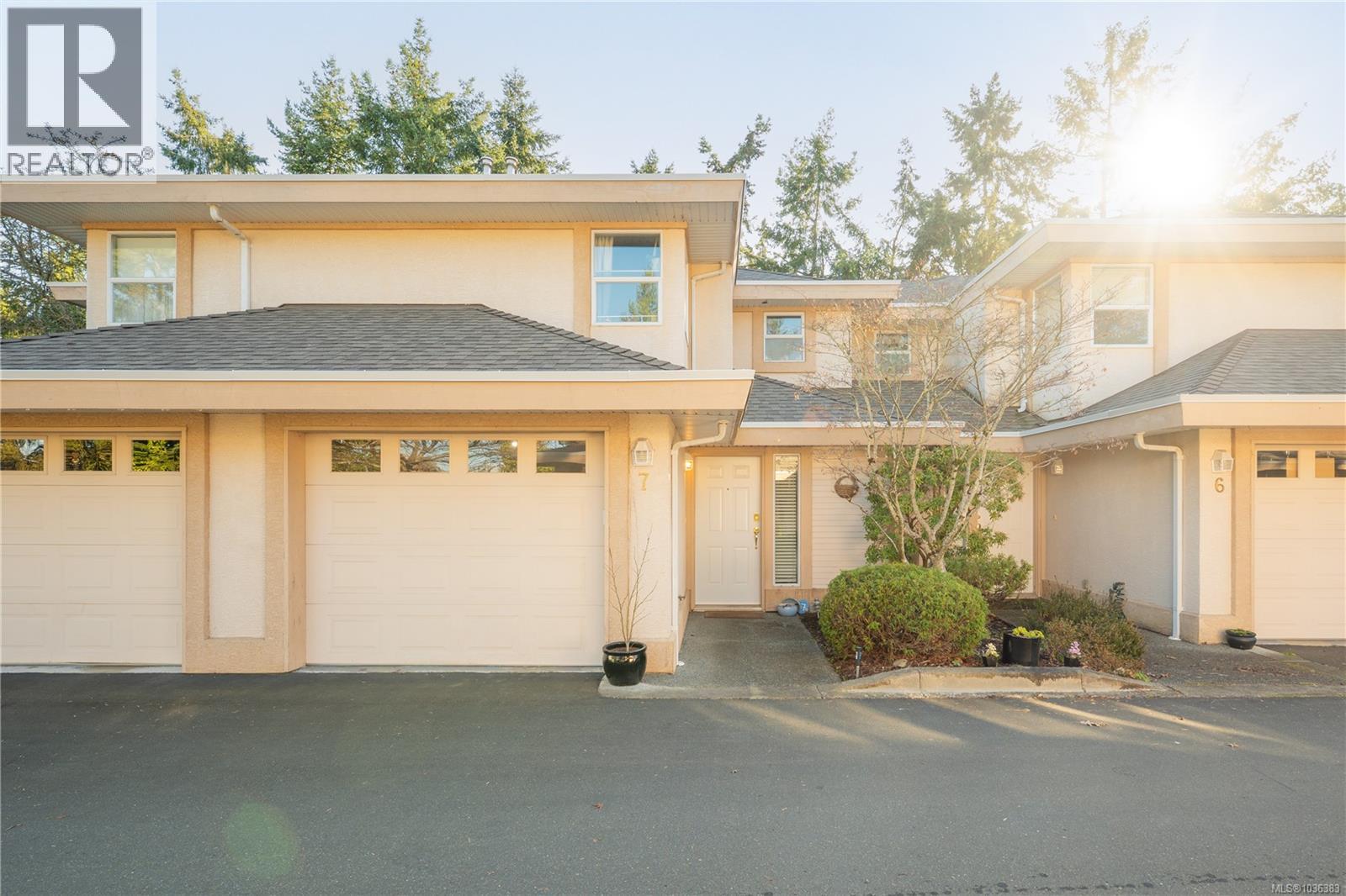 #7 290 Corfield St - 52