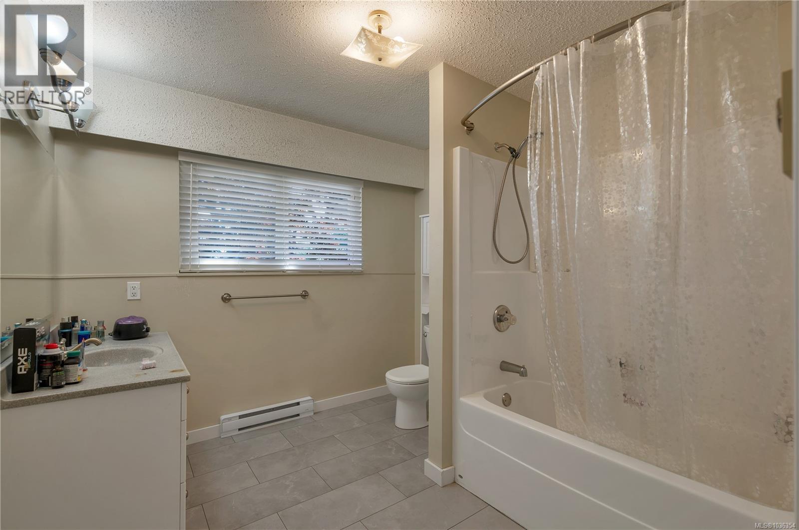 823 Kalmar Rd - 11