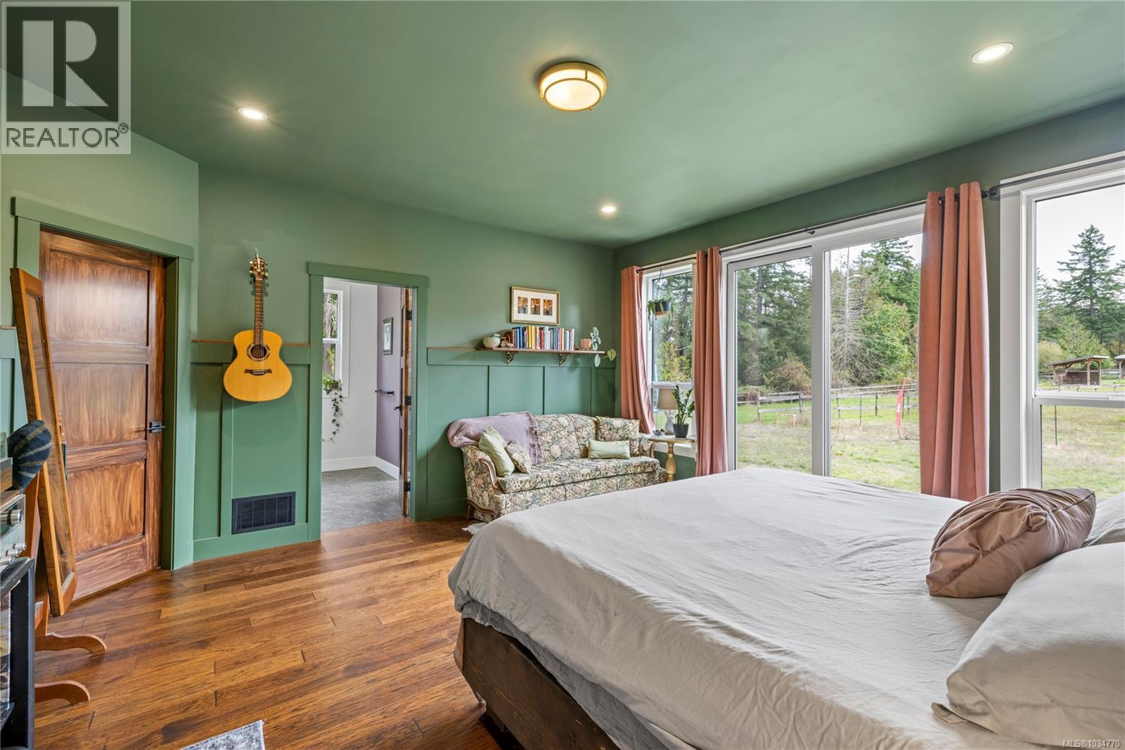 2040 Saddle Dr - 23