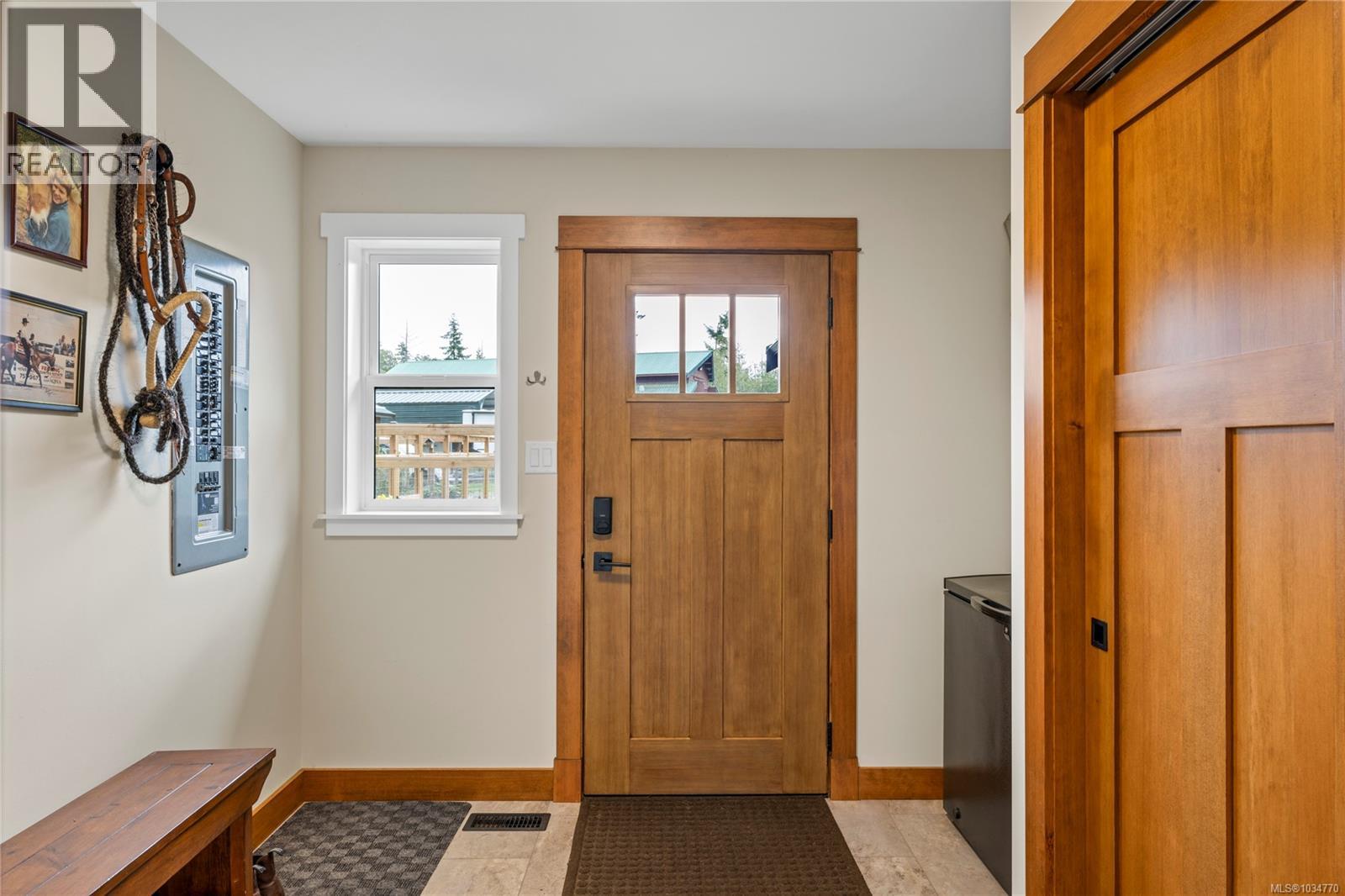 2040 Saddle Dr - 70