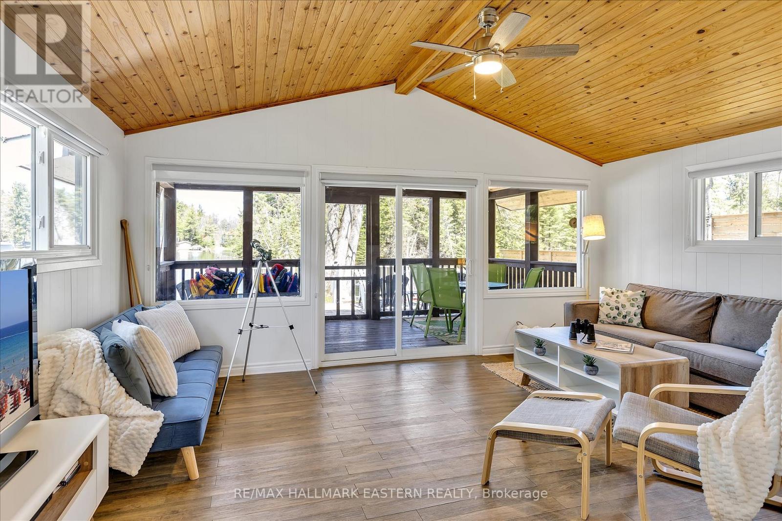 1810 HULL ROAD - 10