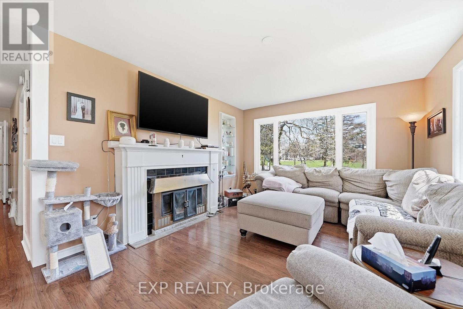 74 SIDNEY STREET - 19