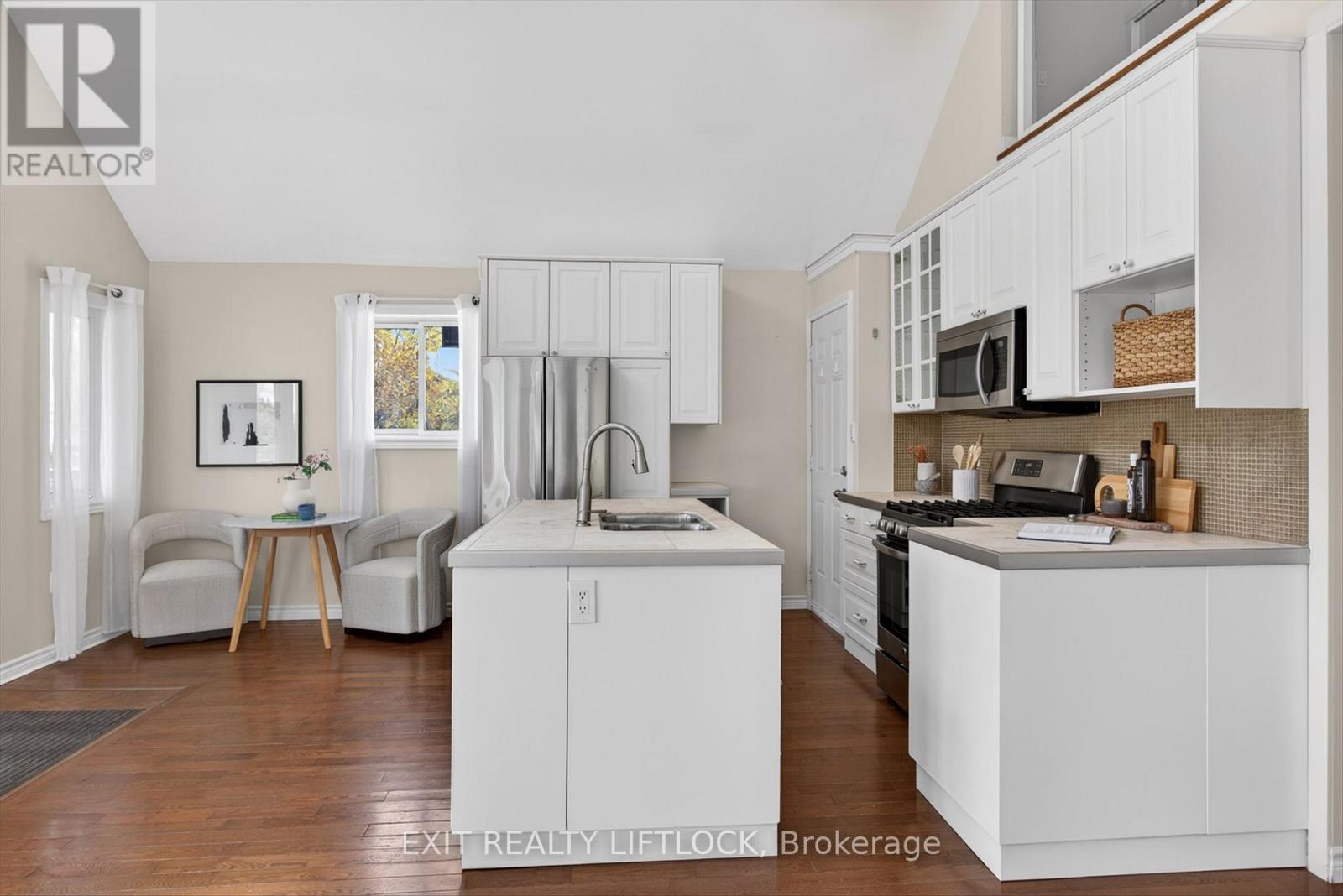 122 FRADETTE AVENUE - 7