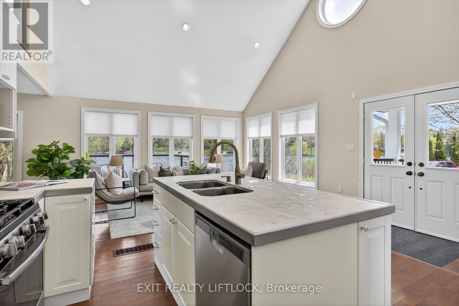 122 FRADETTE AVENUE - 9