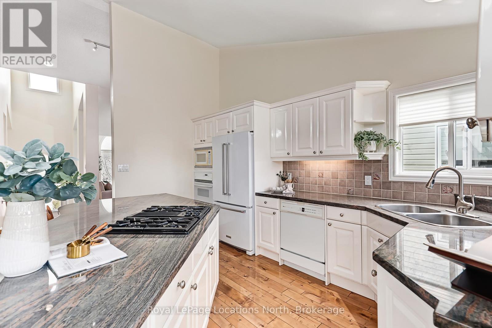 35 BARKER BOULEVARD - 13