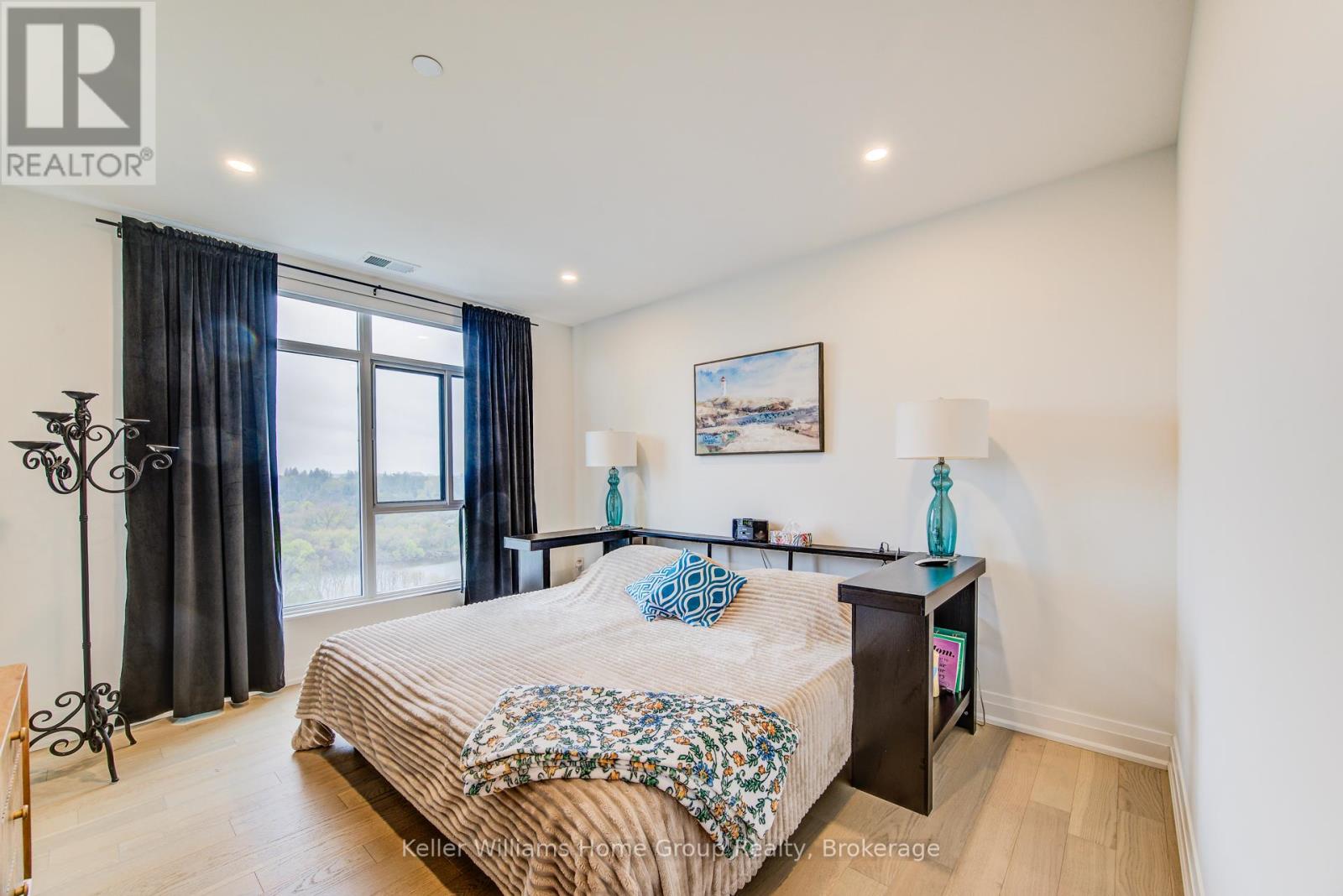 #1201 71 WYNDHAM STREET S - 18
