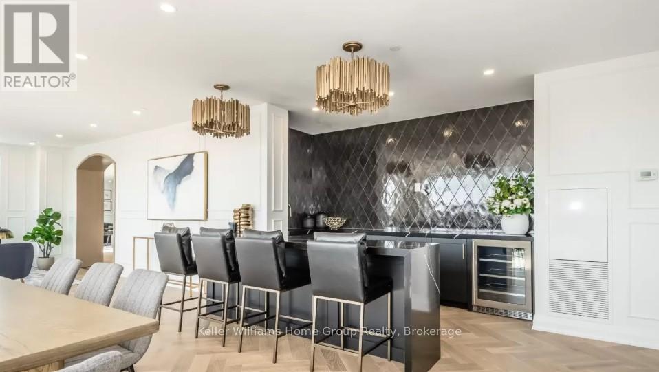 #1201 71 WYNDHAM STREET S - 33