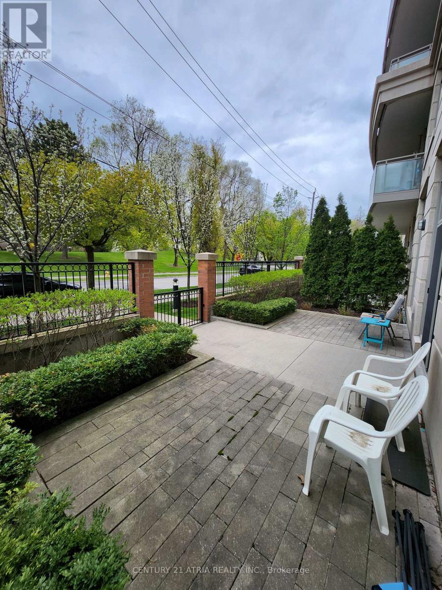 #101 17 RUDDINGTON DRIVE - 26
