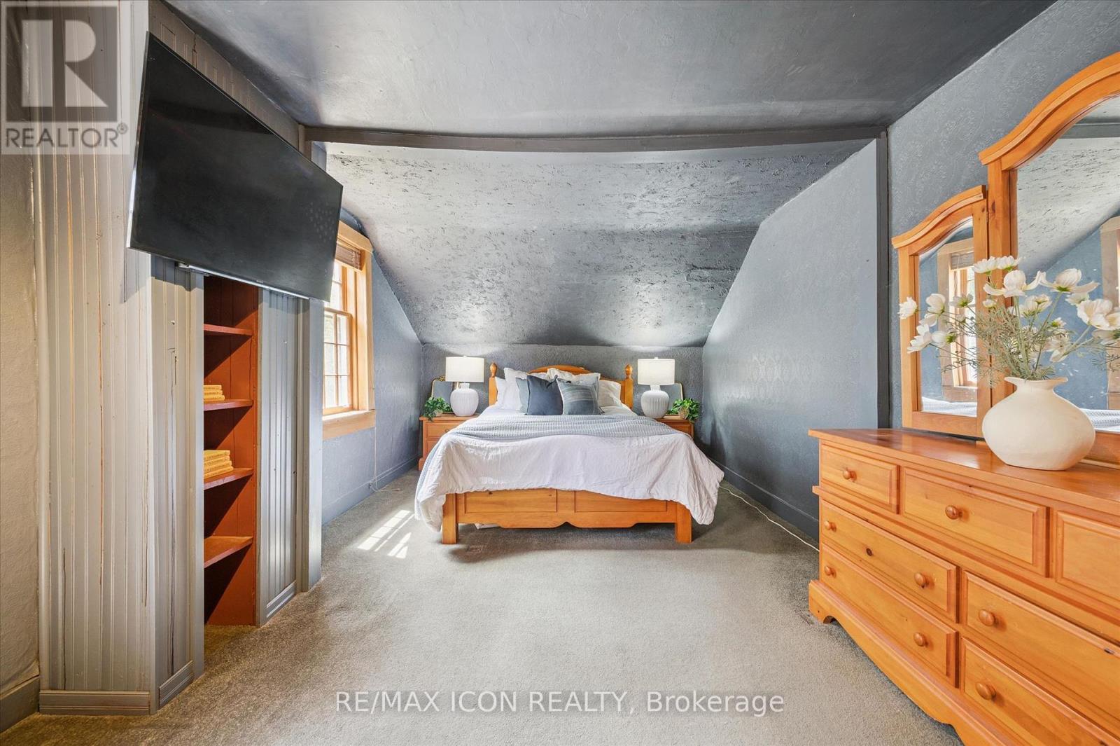 630 ROBERT FERRIE DRIVE - 22