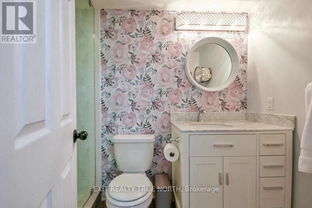 15 CARNOUSTIE LANE - 14